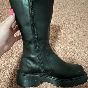 Vintage Dr Martens Mid Calf 9031